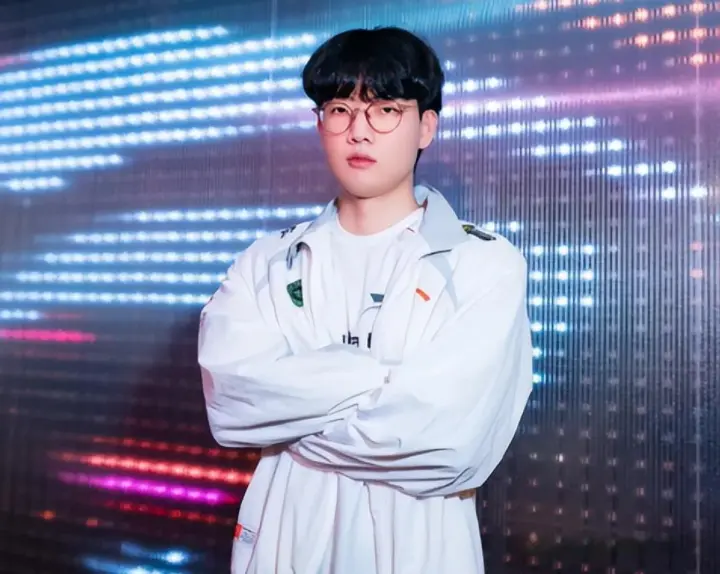 说出当年离, img, Viper